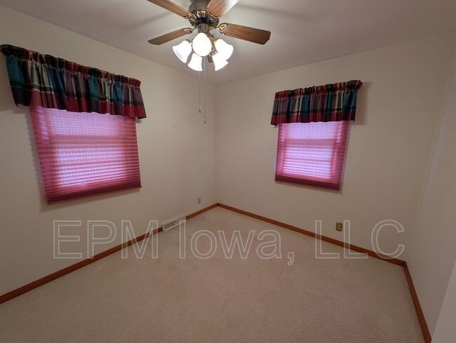 Building Photo - 1217 Dorothy Dr