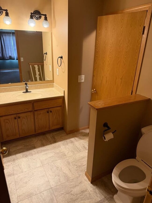 Building Photo - 908 Firethorne Trail