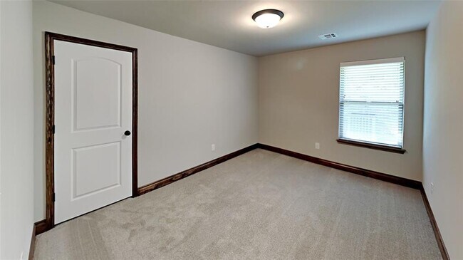 Building Photo - 10528 NW 41st St
