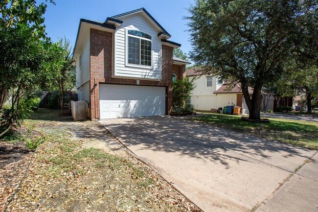 Building Photo - 1310 Strickland Dr