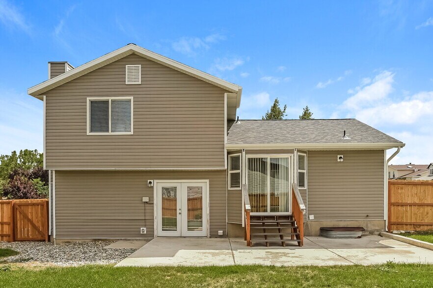 Building Photo - 5272 Ticklegrass Rd