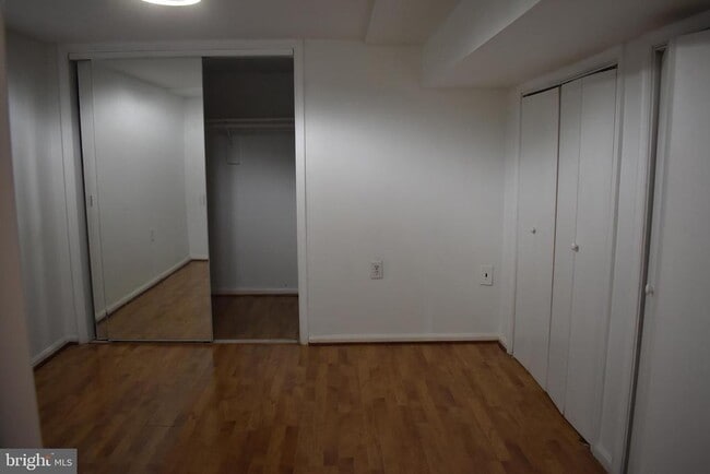 Building Photo - 6308 Joslyn Pl