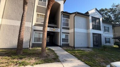 Building Photo - 7523 Seurat St