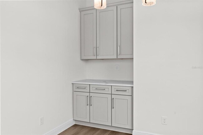 Building Photo - 4009 W Euclid Ave