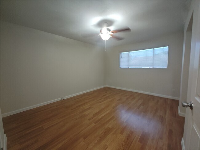 Building Photo - 2252 Shadowdale Dr