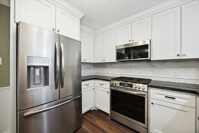 Building Photo - 1115 Post St