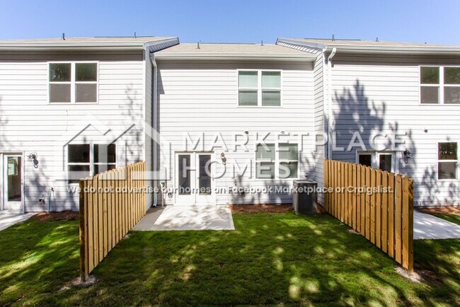 Building Photo - 308 Rydal Wy