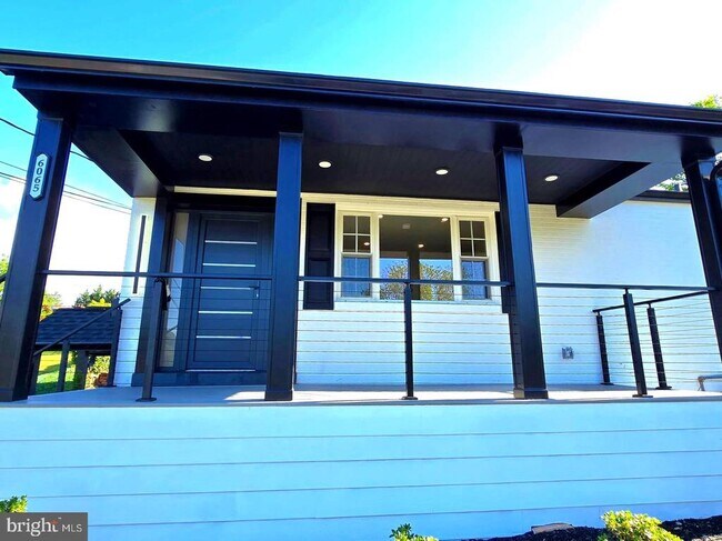 Building Photo - 6065 Munson Hill Rd