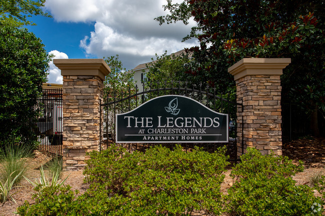 Exterior Amenities Photo - Legends at Charleston Park