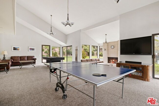 Building Photo - 1329 Avenida de Cortez