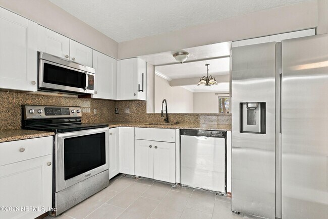 Building Photo - 7703 Las Palmas Way