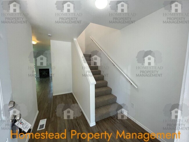 Building Photo - 368