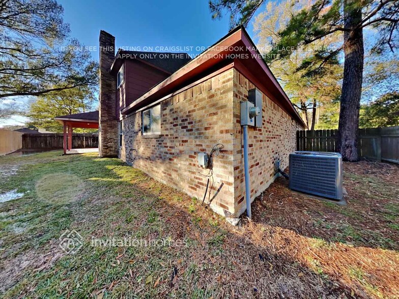 Building Photo - 19819 Oak Branch Ct