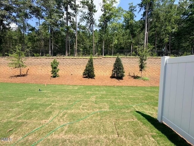 Building Photo - 228 Deercroft Dr