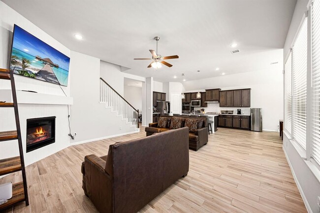 Building Photo - 7722 Millstone Trl Ln