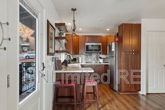 Building Photo - 2285 Lariat Rd