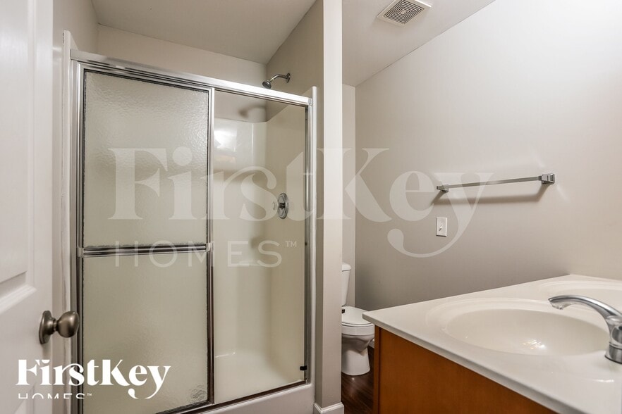 Building Photo - 322 Aspen Creek Dr
