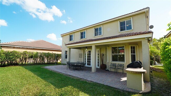 Building Photo - 1546 Sandpiper Cir