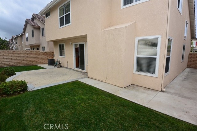 Building Photo - 2473 San Simon St