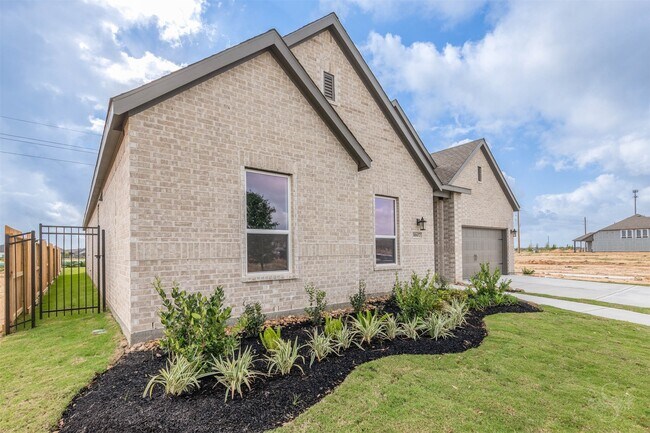 Building Photo - 31607 Brown Fern Dr