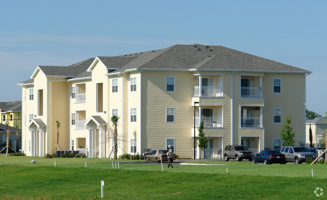 Building Photo - Mill Creek Apartments