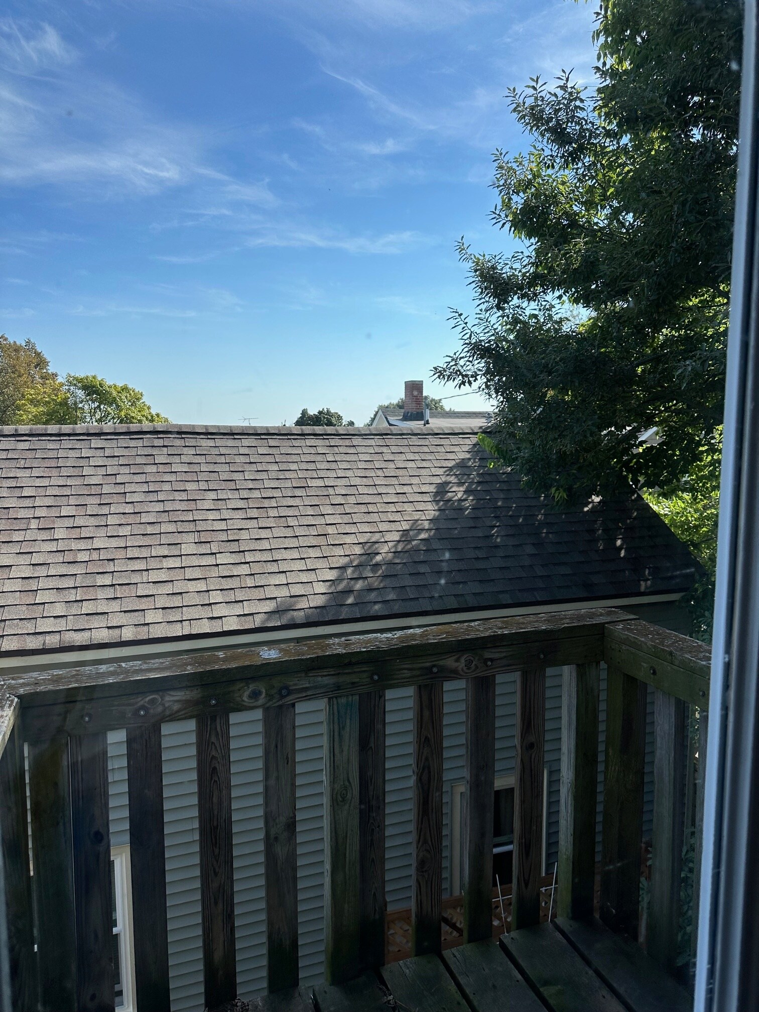 Balcony - 511 Niagara Ave