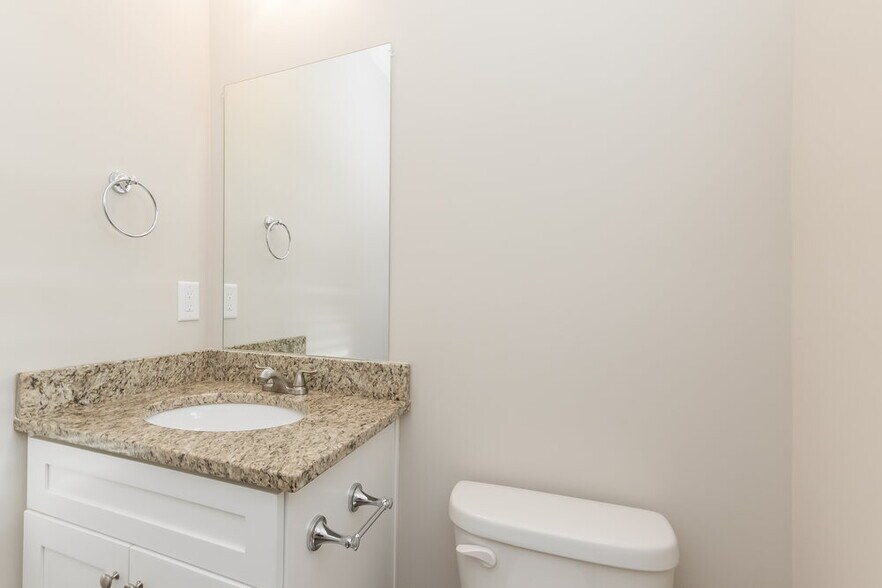 Building Photo - 39 Celtic Ct