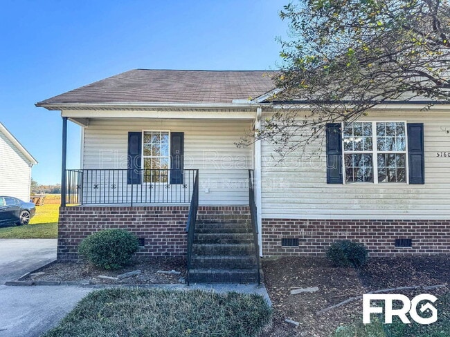 Building Photo - 5160 Deveron St