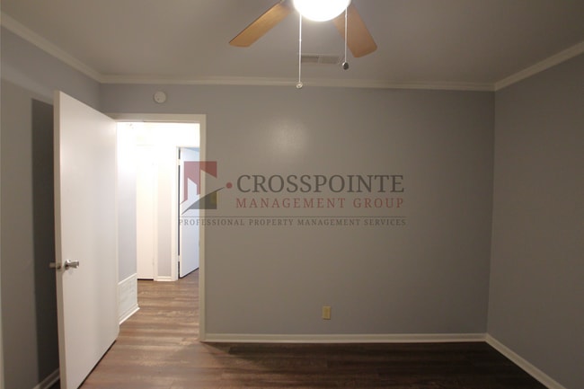 Building Photo - Tour Today! Adorable 3 Bedroom 2 Bath Home...