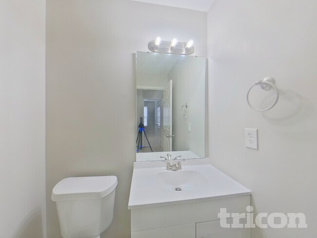 Building Photo - 7920 Cadmium Ct