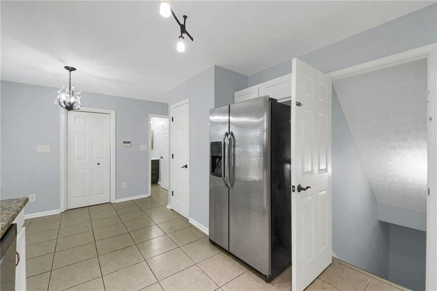 Building Photo - 957 Keldron Ct