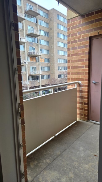 Building Photo - 355 I St SW