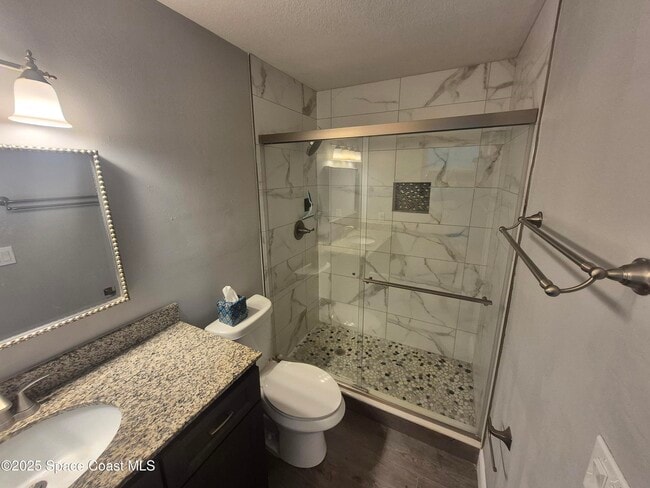 Building Photo - 333 Bahama Dr