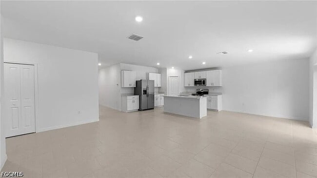 Building Photo - 17225 Cantu Ct