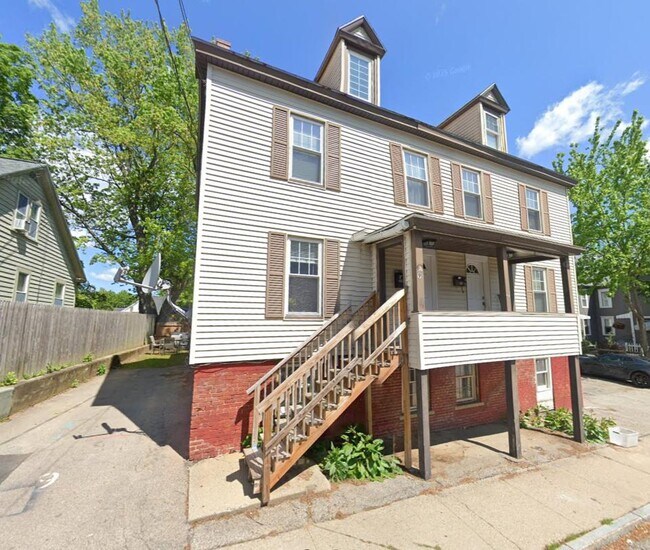 Building Photo - 9 Mt Auburn St