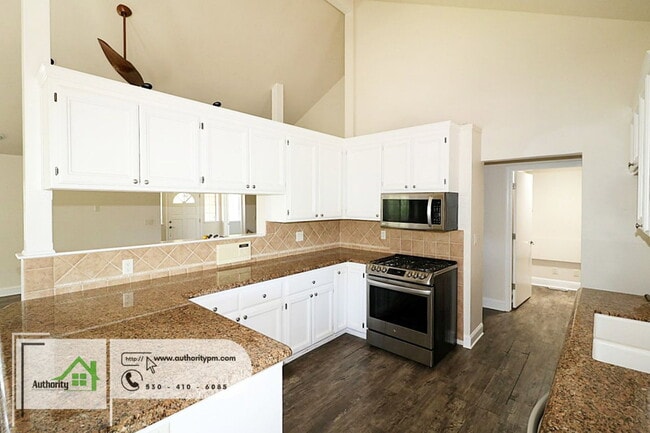 Building Photo - 3747 Sunday Ct