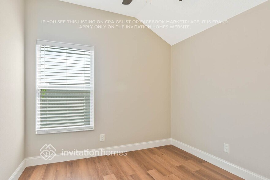 Building Photo - 2218 Santa Lucia St