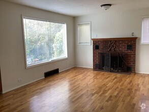 Building Photo - 3 bedroom home in West Eugene