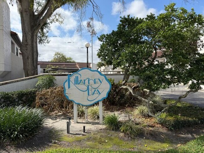 Building Photo - **MOVE IN SPECIAL $500 off first months rent** Beautiful 2 bedroom, 2 bath Condo located in Winte...