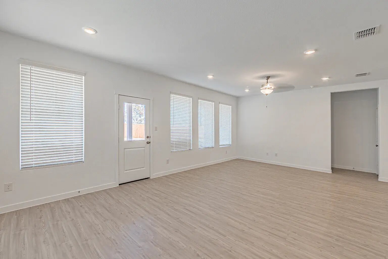 Building Photo - 1357 Rockwell Dr