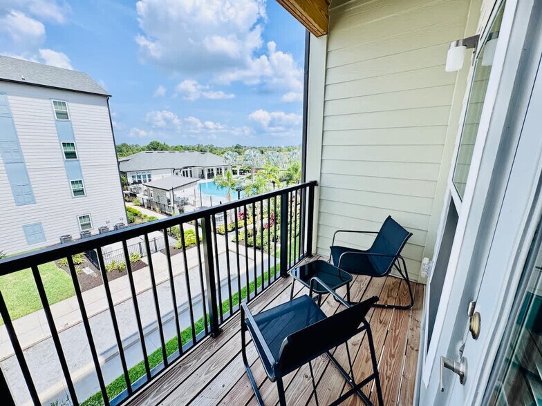 Building Photo - 14531 Star Water Rd