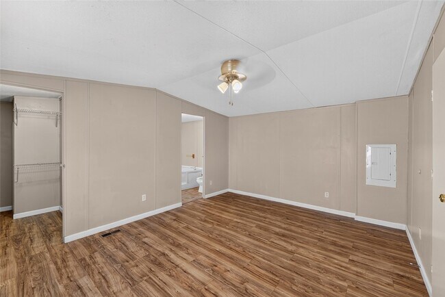 Building Photo - 1341 Flying L Ln