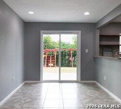 Building Photo - 75 Storeywood Dr