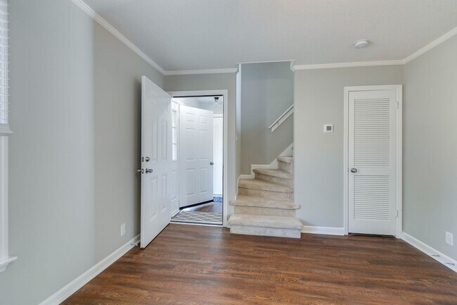 Building Photo - Beautifully Renovated Two Bedroom Duplex –...