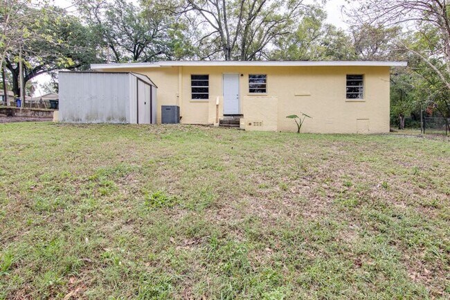 Building Photo - 228 Bonnet Ave