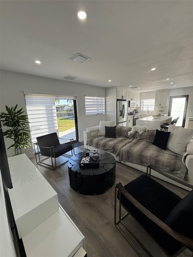 Building Photo - 12534 SW 27th St