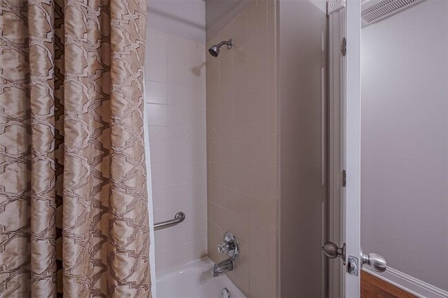 Building Photo - 11517 NW 6th St