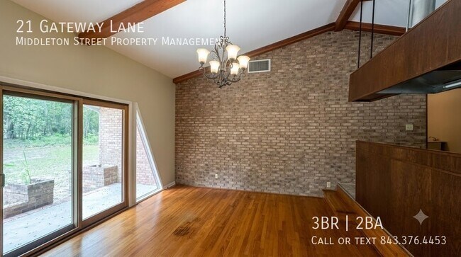 Building Photo - 21 Gateway Ln