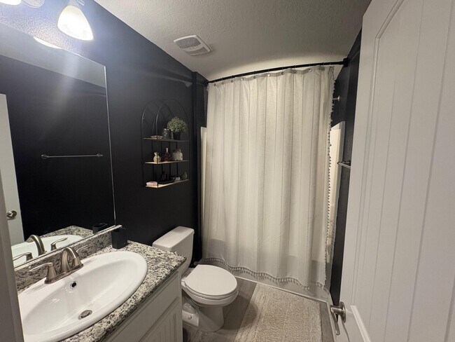 Building Photo - 5755 Marigold Loop