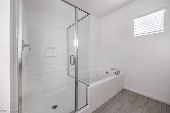 Building Photo - 11804 Waterbird Ave